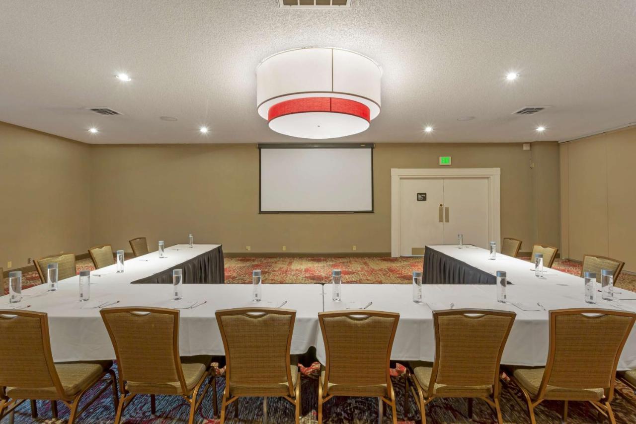 Best Western Plus Burley Inn & Convention Center Экстерьер фото